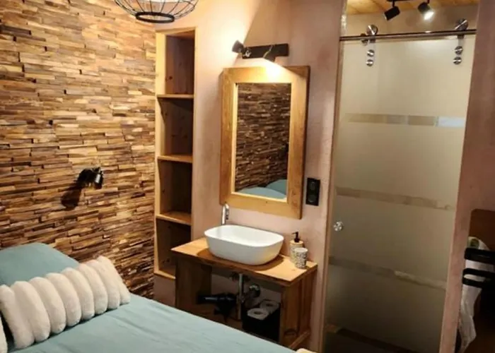 Appartement De Vonnes Châtel